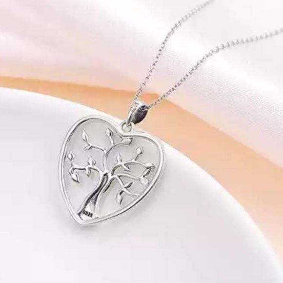 S925 Sterling Silver TREE OF LIFE HEART NECKLACE - Picture 2 of 5